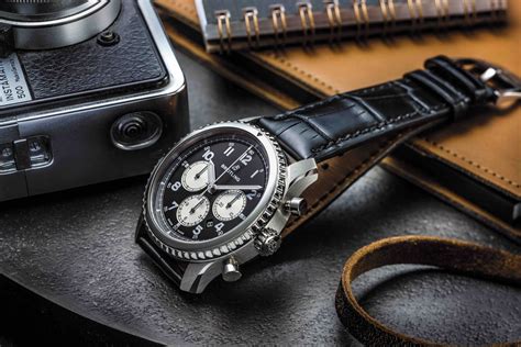 the breitling navitimer 8 b01|Breitling Navitimer 8 day date.